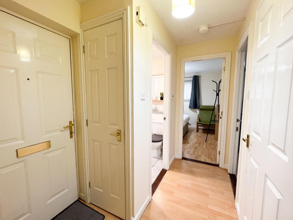 2 Bedroom - River Clyde Home - Parking Glasgow Extérieur photo